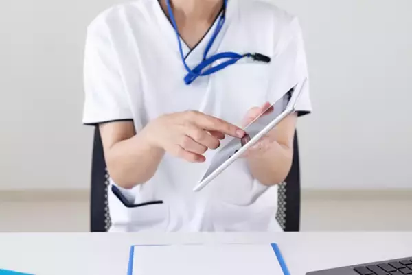 日本医療におけるデジタル環境の「お寒い現状」　東京都医師会会長・尾﨑治夫