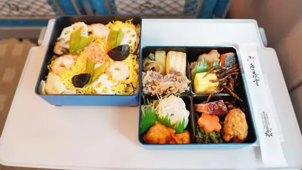 「開業50周年！　新神戸駅の駅弁を美味しさ50％マシマシでいただく方法」の画像