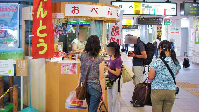 五能線「リゾートしらかみ」が大きく変えた、駅弁のあり方とは？