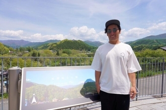 歩いて荷を運ぶ男たち　尾瀬の山小屋を支える「歩荷」の世界