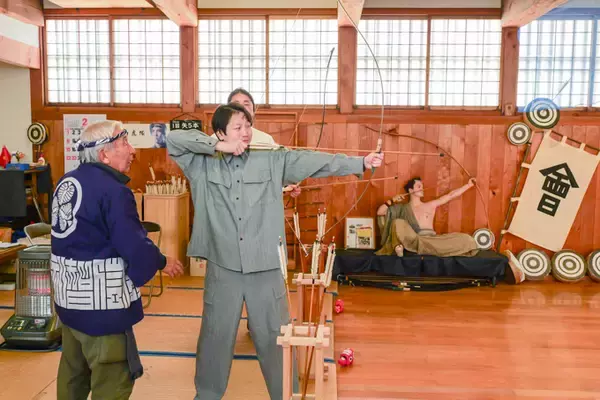 「『イクサガミ』の舞台！？　白虎隊の学び舎、會津藩校日新館にてランパンプスが侍の教育に迫る！」の画像