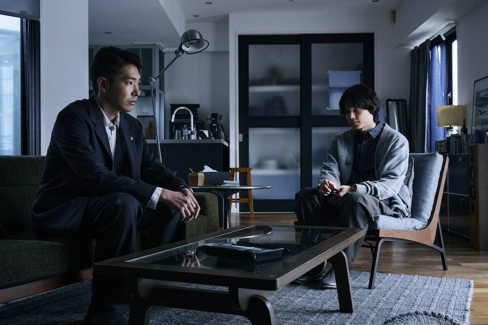 『白鳥とコウモリ』松村北斗×今田美桜、東野圭吾さんの新たな傑作を完全映画化