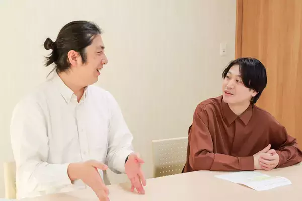 「黒猫が導く必勝の神社！？　猫神社とも呼ばれる妙義神社にてランパンプスが合格祈願！」の画像