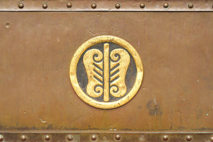 見た目は7社、中身は56神！？　祈りの集積地、静岡浅間神社でランパンプスが合格祈願！