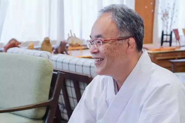 「見た目は7社、中身は56神！？　祈りの集積地、静岡浅間神社でランパンプスが合格祈願！」の画像