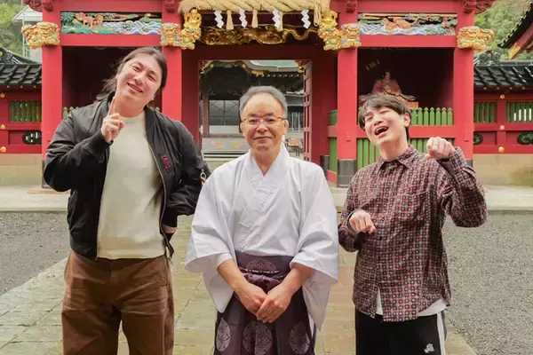 「見た目は7社、中身は56神！？　祈りの集積地、静岡浅間神社でランパンプスが合格祈願！」の画像