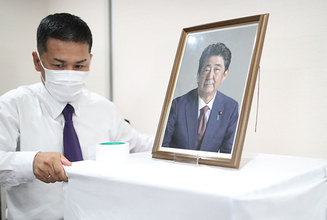安倍元首相の「国葬」が元首の参列しない体裁に　「岸田首相は非常に無責任」辛坊治郎が指摘