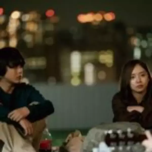 「『恋愛裁判』齊藤京子が映画初主演、元アイドルがアイドル役に挑む」の画像