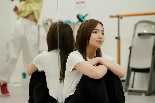 「『恋愛裁判』齊藤京子が映画初主演、元アイドルがアイドル役に挑む」の画像