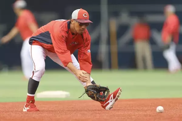 広島・菊池涼介、さすがの守備　安仁屋氏「すごいですよね」、「すごいしか言いようがない」
