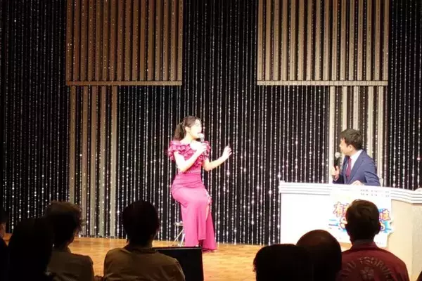 「長保有紀、ミャクミャクよりもモンチッチ！ 40周年記念曲も昭和の匂いプンプン！」の画像