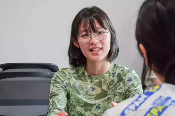 「東京から沖縄の大学へ！？　沖縄で歴史を学ぶ沖縄国際大学の学生にランパンプスがインタビュー！」の画像