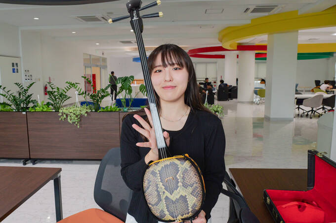 東京から沖縄の大学へ！？　沖縄で歴史を学ぶ沖縄国際大学の学生にランパンプスがインタビュー！