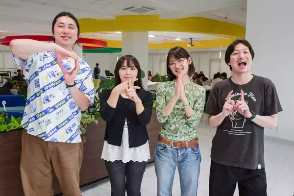 「東京から沖縄の大学へ！？　沖縄で歴史を学ぶ沖縄国際大学の学生にランパンプスがインタビュー！」の画像