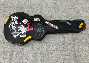 吉田拓郎をはじめ、ニッポン放送出演者らの貴重な私物やサイン入りグッズが続々出品！「第51回 ラジオ・チャリティ・ミュージックソン」