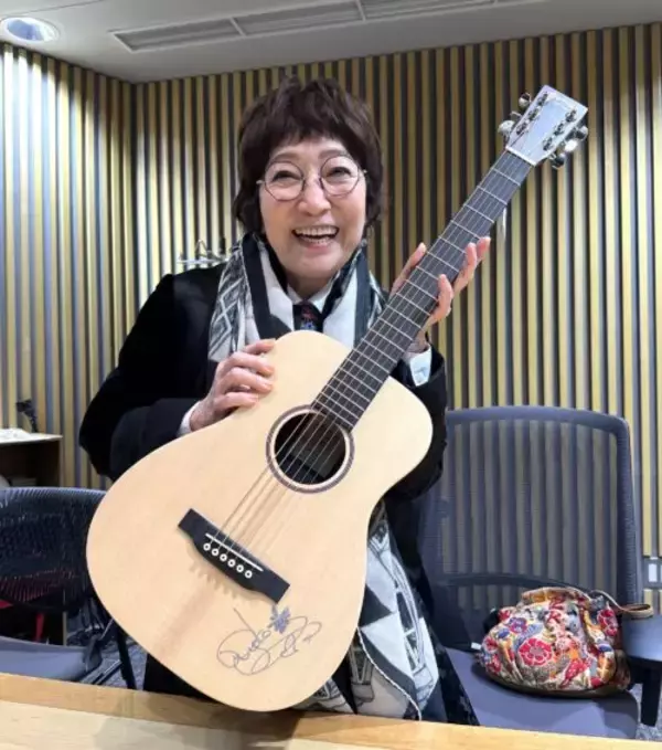 「吉田拓郎をはじめ、ニッポン放送出演者らの貴重な私物やサイン入りグッズが続々出品！「第51回 ラジオ・チャリティ・ミュージックソン」」の画像