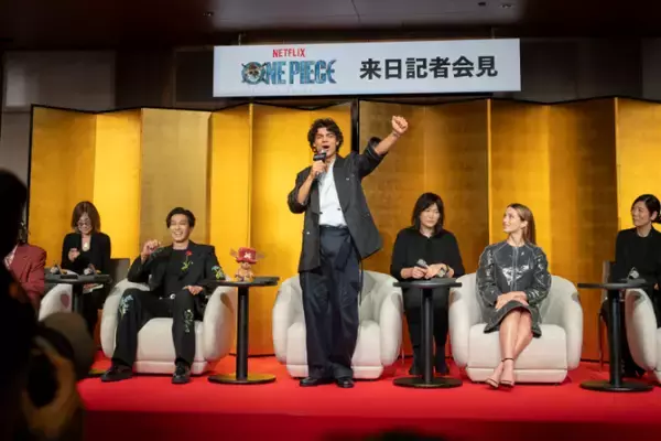 「新田真剣佑「本当に100人斬っています」と堂々宣言。『ONE PIECE』麦わらの一味が来日」の画像