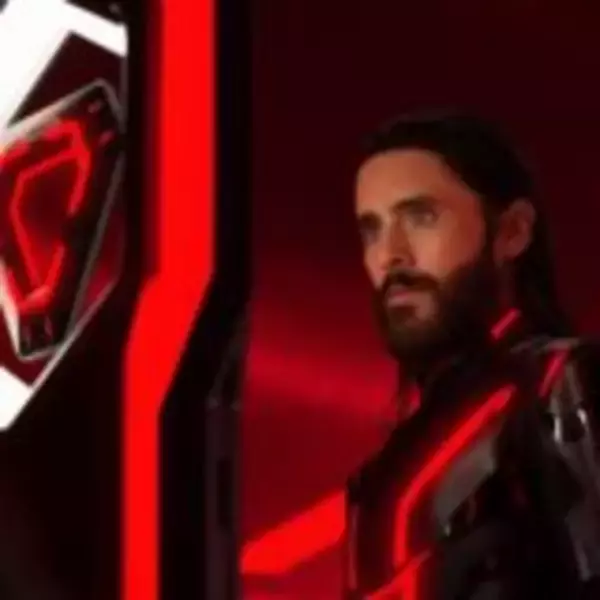 「『秒速5センチメートル』松村北斗×高畑充希、新海誠監督の不朽の名作を実写映画化」の画像