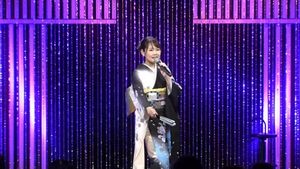 「三船和子、デビュー曲『ベトナムの赤い月』を披露　ミノルフォンレコード第1号歌手としての原点」の画像