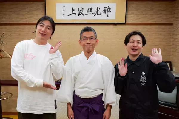 「カラスが導いた神の島？！　平清盛公も信仰した世界遺産、嚴島神社にてランパンプスが合格祈願！」の画像