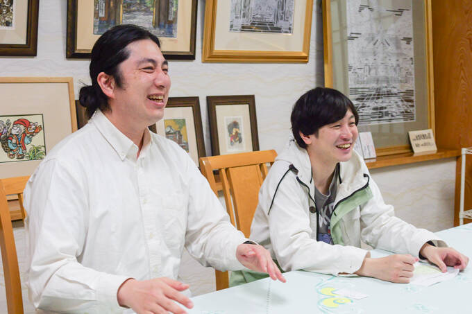 「小さいおじさん」の正体とは！？　東京のへそ・大宮八幡宮にてランパンプスが合格祈願！
