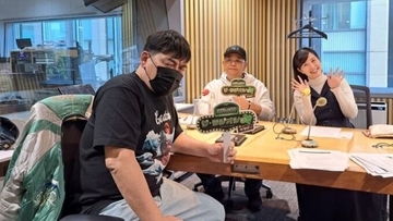 提供される大量の料理に大食漢のサンドもギブアップ寸前！？  フードロスを救ったのは地元の○○たちだった