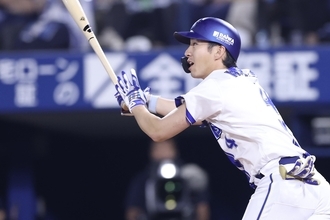 DeNA・度会が代打で一発！山﨑武司氏、スタメンで「使いたい」、「なんとか使って欲しい」