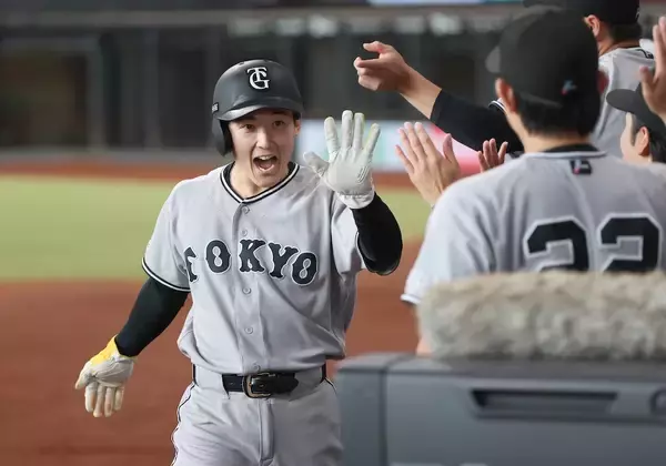 巨人・浦田、初球で決めた！今季14個目の盗塁！宮本和知氏「良いところは…」