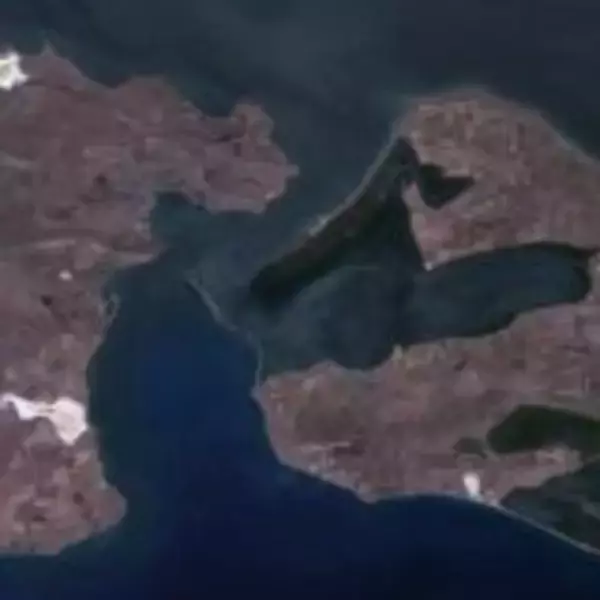 「「クリミア大橋」爆発でロシアが反撃　「プーチン大統領は墓穴を掘った」専門家が見解」の画像