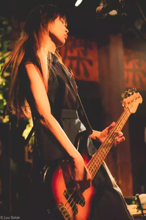 「『KINZOKU Bat NIGHT at 京都磔磔』オフィシャルレポート　11月27日（木）までアーカイブ配信中！」の画像