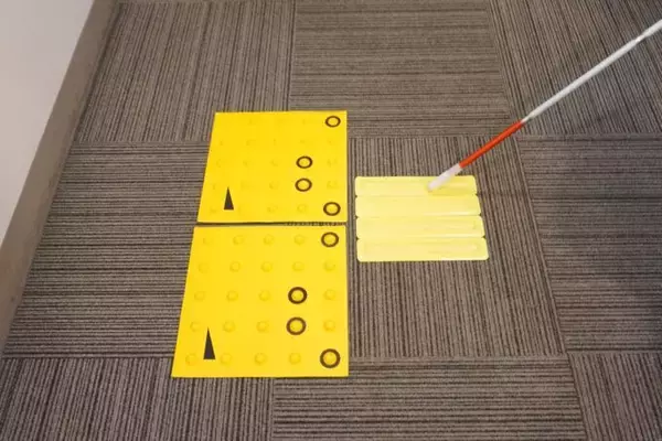 「目の不自由な方も1人で自由に街を散策できるように─　「コード化点字ブロック」の普及に挑戦」の画像