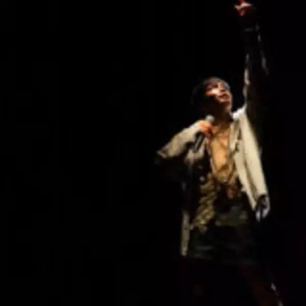 「小沢道成渾身の新作『The Closet Revue』開幕！　ザ・スズナリで一ヶ月のロングランに挑む」の画像