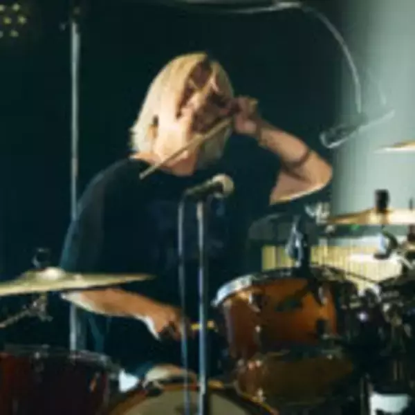 「『KINZOKU Bat NIGHT at Shibuya O-EAST』オフィシャルレポート 11月20日（木）に開催される京都磔磔公演の映像配信も決定！」の画像