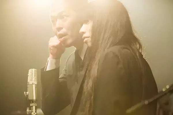 「『KINZOKU Bat NIGHT at Shibuya O-EAST』オフィシャルレポート 11月20日（木）に開催される京都磔磔公演の映像配信も決定！」の画像