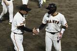 「巨人・坂本勇人、劇的逆転サヨナラ3ラン！！！野村弘樹氏「鳥肌が立ちました」、「良いホームランを見せてもらいましたね」」の画像1