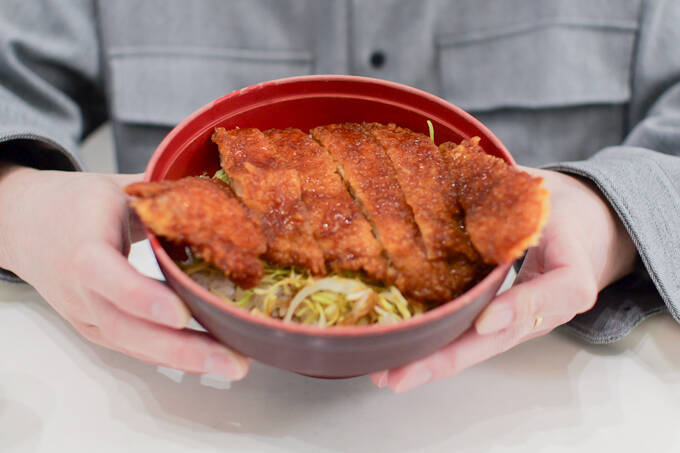 国際性1位の情報系単科大学！？　時代の先端を走る、会津大学にてランパンプスが徹底取材！