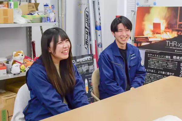 「学生だけでロケット打ち上げ！？　航空宇宙学を学ぶ東海大学の学生にランパンプスがインタビュー！」の画像