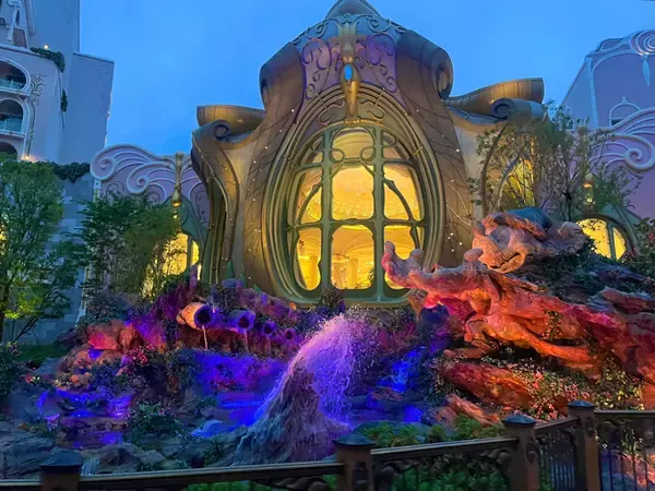 「東京ディズニーシー開業以来最大の開発！　新テーマポート「ファンタジースプリングス」　熊谷実帆アナウンサーが、ひと足早く見どころを紹介！」の画像