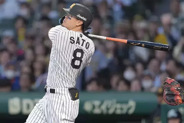 阪神・佐藤輝明が“進化”した部分はどこ？掛布氏「打席の中で…」