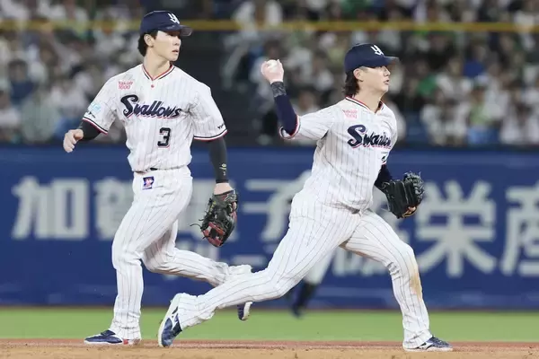 ヤクルトの二遊間が守備で魅せる！若松勉氏「うまかった」、「素晴らしかった」