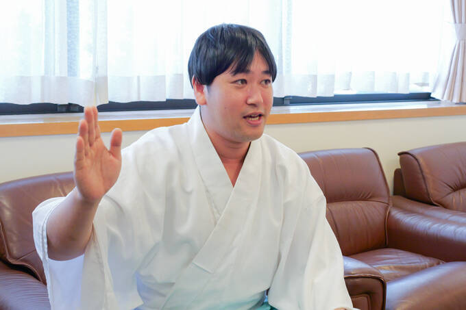 入手困難の強運御守！？　平安時代から続く「関東のお伊勢さま」、芝大神宮にてランパンプスが合格祈願！