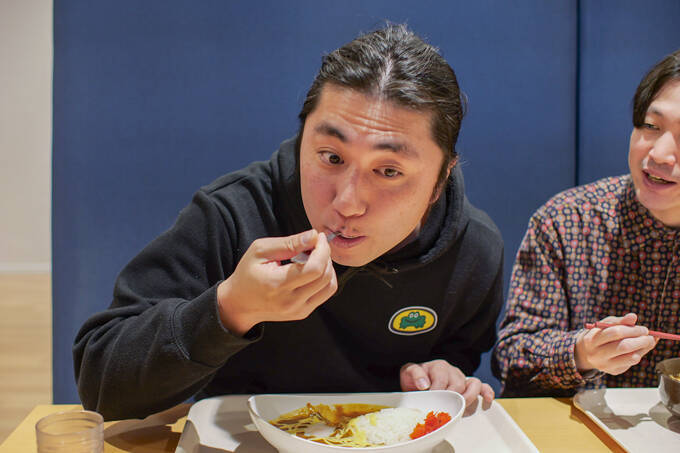 「自分で考え、動く」を育てる大学！？　語学力と自主性を磨く、津田塾大学にてランパンプスが徹底取材！