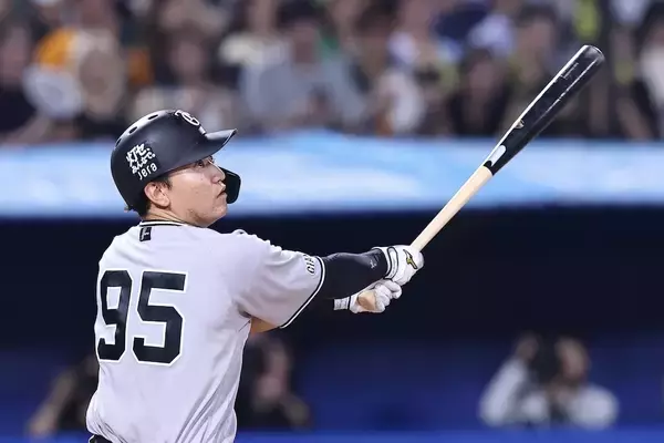 決勝弾の巨人・笹原、5試合連続スタメン＆5試合連続安打　真中氏「必死にアピールしている」