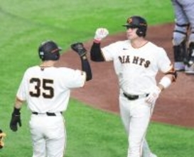 巨人・ダルベック、開幕3連戦2ホーマー5打点　里崎氏「良い形で開幕した」