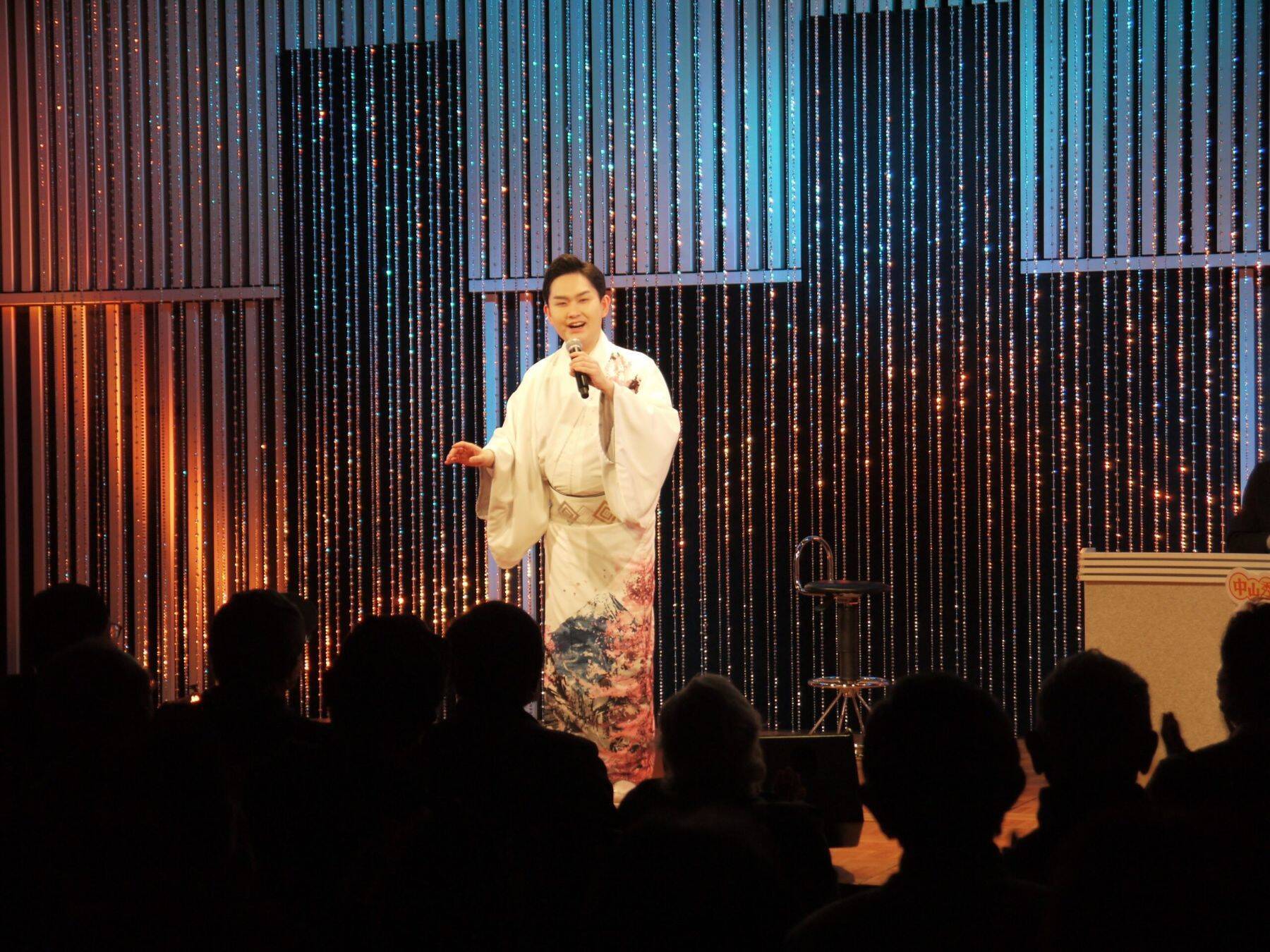 秋元順子、元気の秘密は転倒予防のベッド体操と納豆の朝食