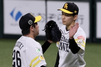 ソフトバンク・鈴木豪太、完璧火消し！石川雅規さん「シーズン同様のピッチング」