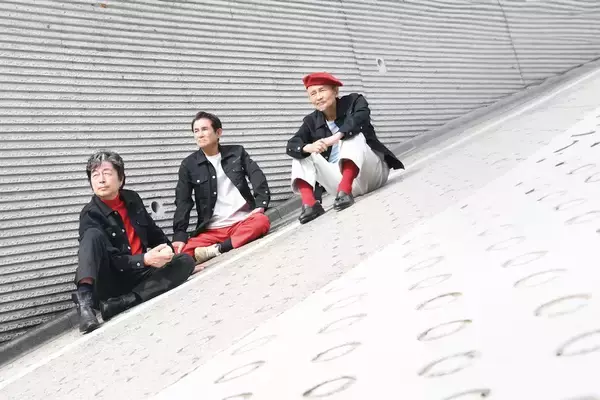 「『五十年目の俺たちの旅』中村雅俊主演・初監督、ドラマから映画へ“青春の旅”はまだまだ続く」の画像