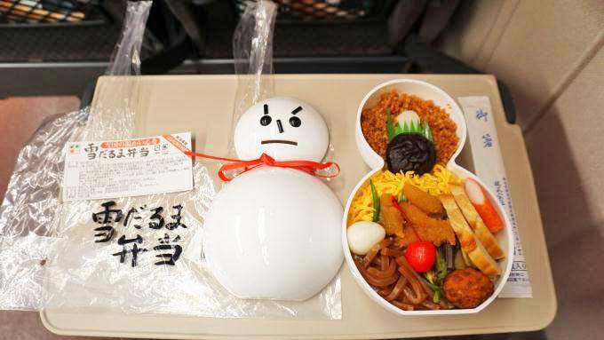 新津駅 雪だるま弁当 1080円 駅弁屋さんの厨房ですよ Vol 21 三新軒 編 3 年2月12日 エキサイトニュース 2 4