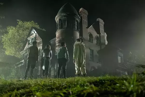 「アカデミー賞監督 ギレルモ・デル・トロが影響を受けた“怖い本”」の画像