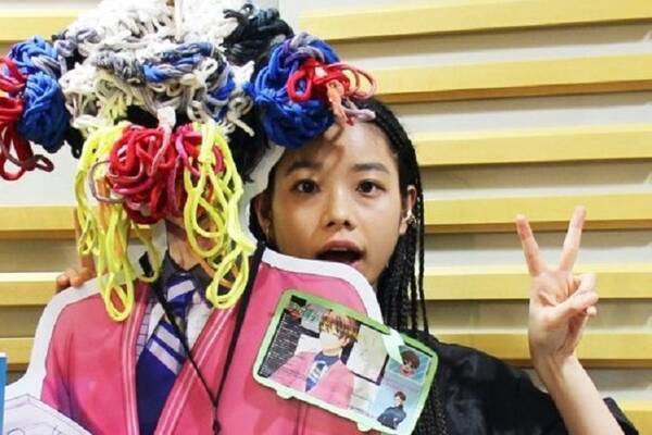 デザフェスに服を出展したら歌手としてスカウトされた 不思議すぎる経歴を持つ女性シンガー 年3月11日 エキサイトニュース